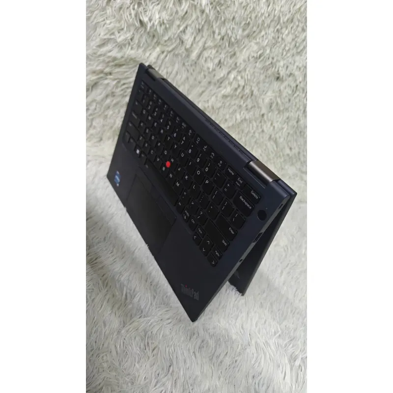 Lenovo Thinkpad X13 Yoga